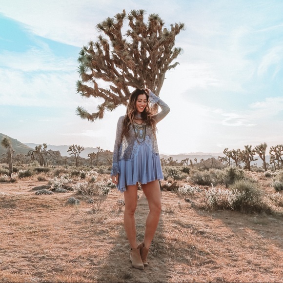 💫✨Free People Secret Origins Pieced Lace Tunic✨💫 - Picture 2 of 5